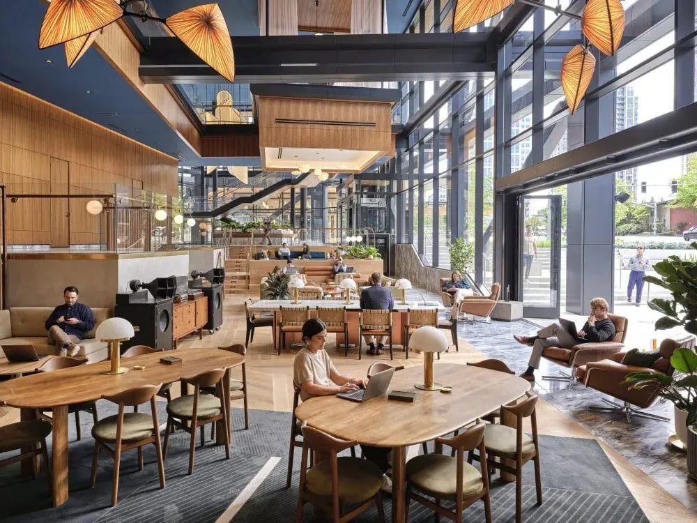 Int-6-The-Eight-Bellevue-WA-©-Erik-Stackpole-Undehn-scaled-e1763948623760